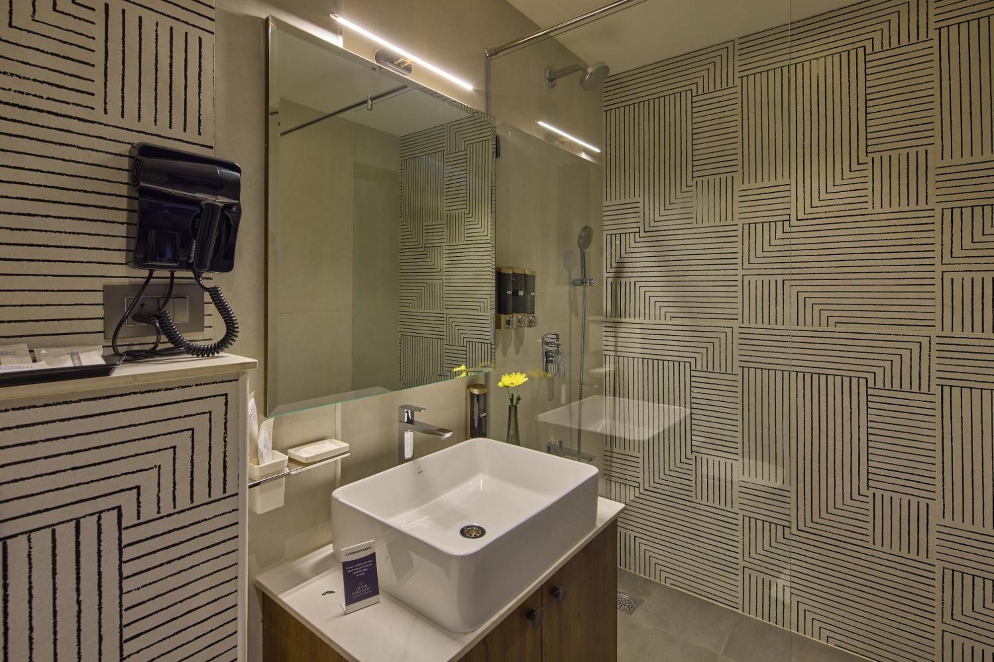 Grand Continent Hebbal A Sarovar Portico Affiliate Hotel Бенґалуру Екстер'єр фото