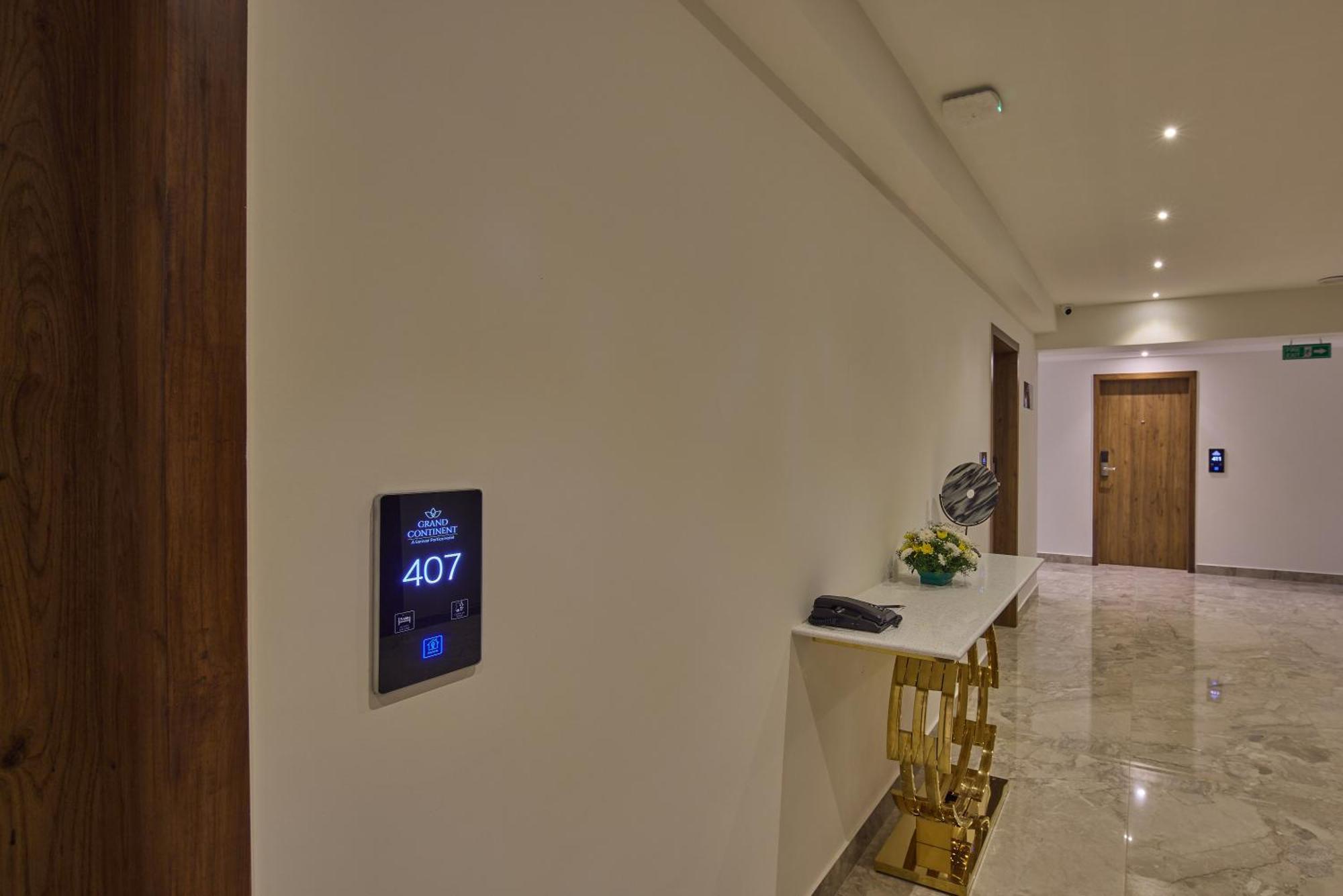Grand Continent Hebbal A Sarovar Portico Affiliate Hotel Бенґалуру Екстер'єр фото