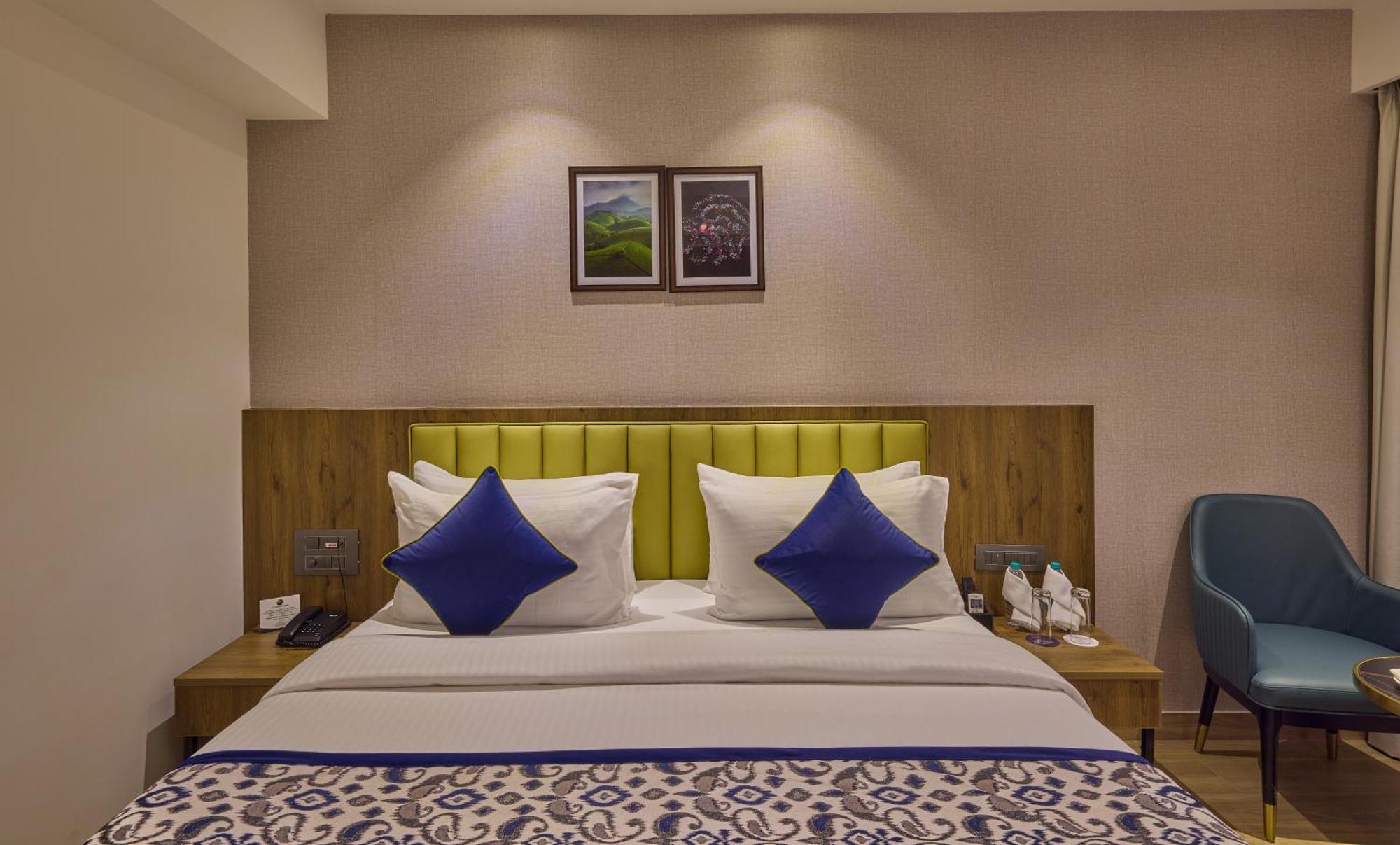Grand Continent Hebbal A Sarovar Portico Affiliate Hotel Бенґалуру Екстер'єр фото