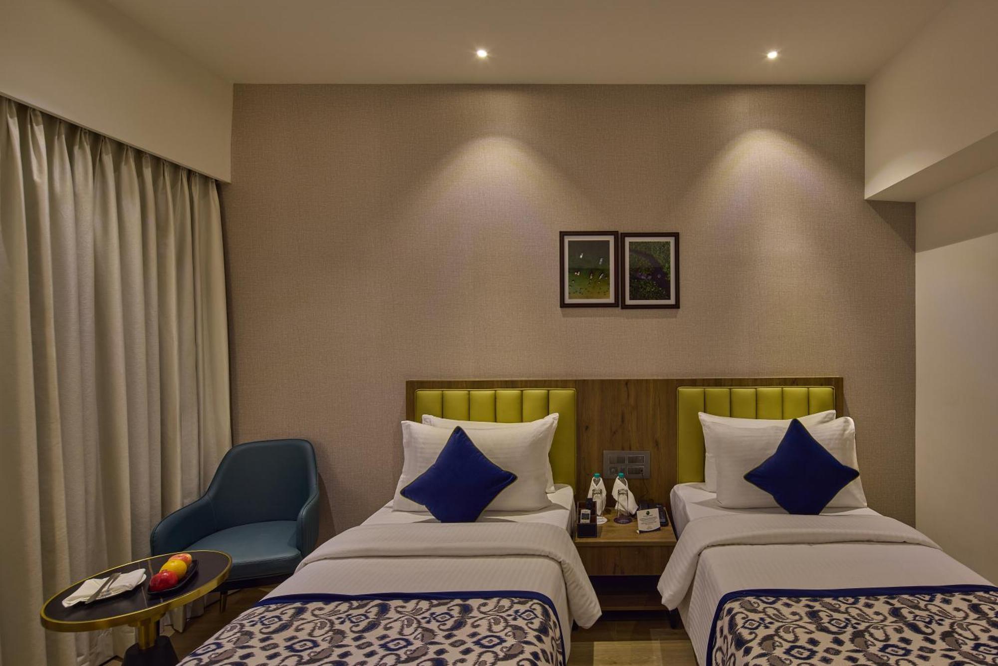 Grand Continent Hebbal A Sarovar Portico Affiliate Hotel Бенґалуру Екстер'єр фото